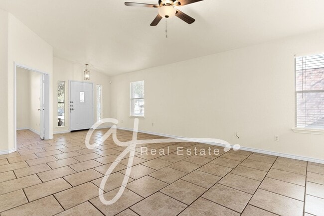 Photo - 4908 Sydney Harbour Ct