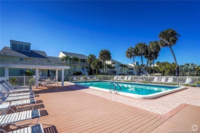 Building Photo - 5532 NE Gulfstream Way Rental