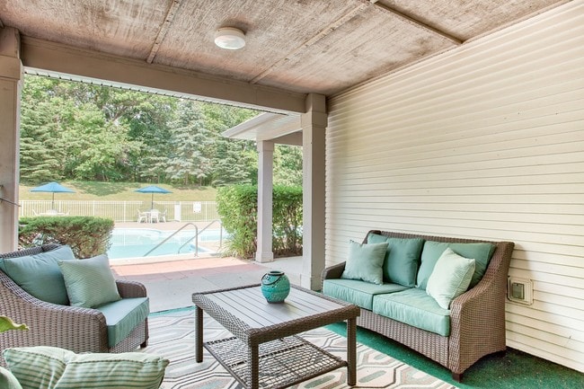 Photo - Lakeshore Village Apartments