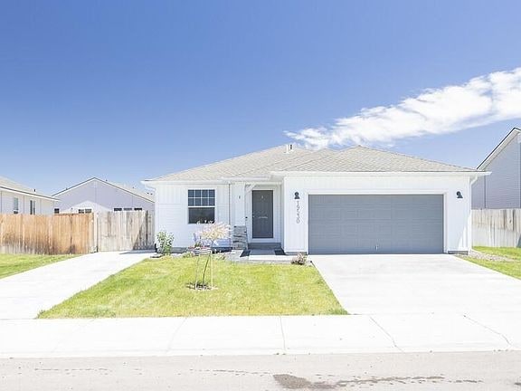Photo - 19530 Stowe Way House