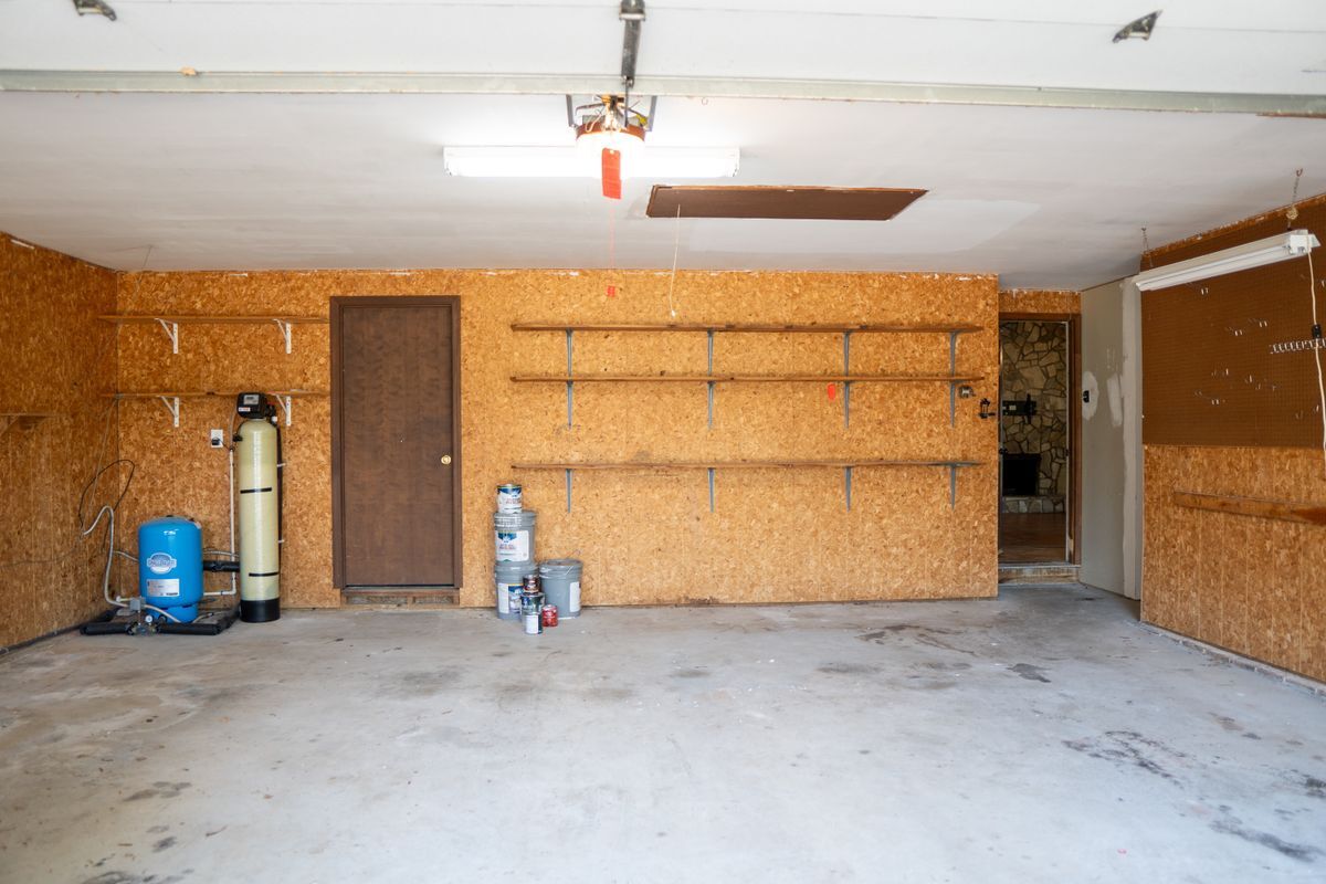 Photo - 500 Kirby Ln