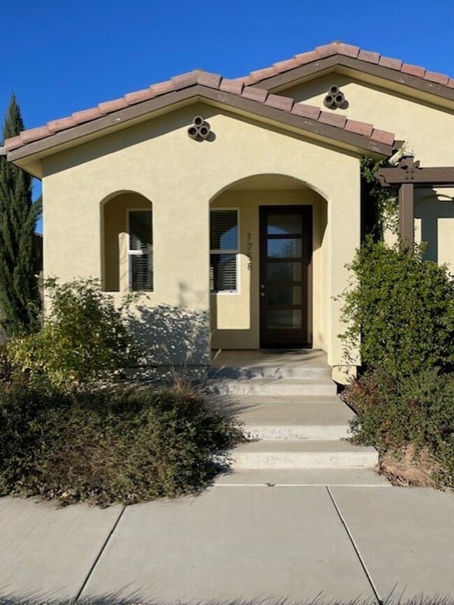 Photo - 1758 Thea Ave