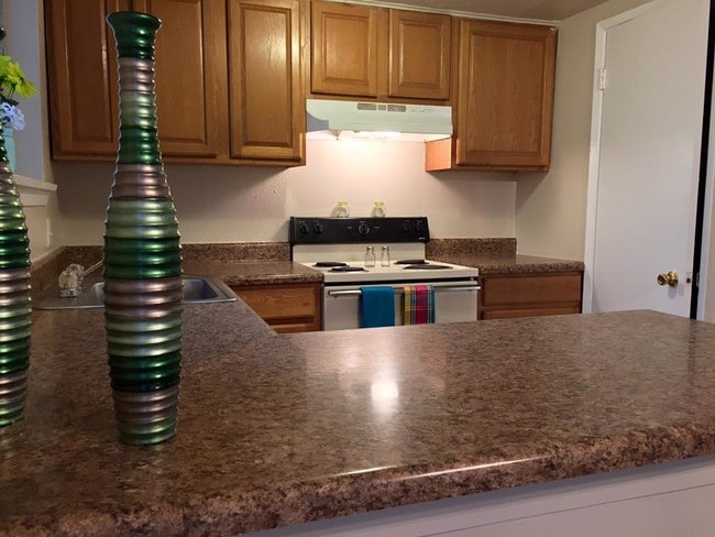 Pelican Pointe Apartments