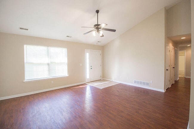 Photo - 1880 Field St