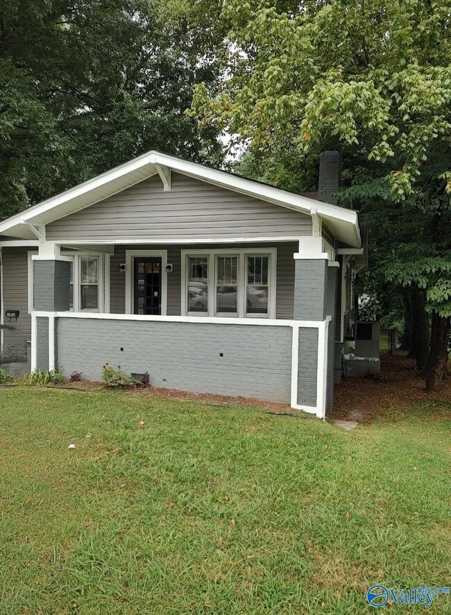 Photo - 2404 Whitesburg Dr