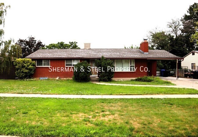 Photo - 1866 S Davis Blvd