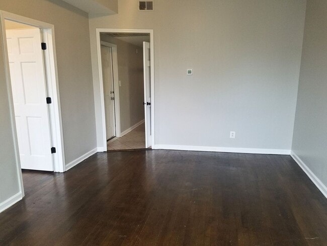 Photo - 2308 N Mango Ave Unit 2