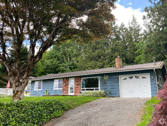 Building Photo - 12830 141st Pl SE Rental