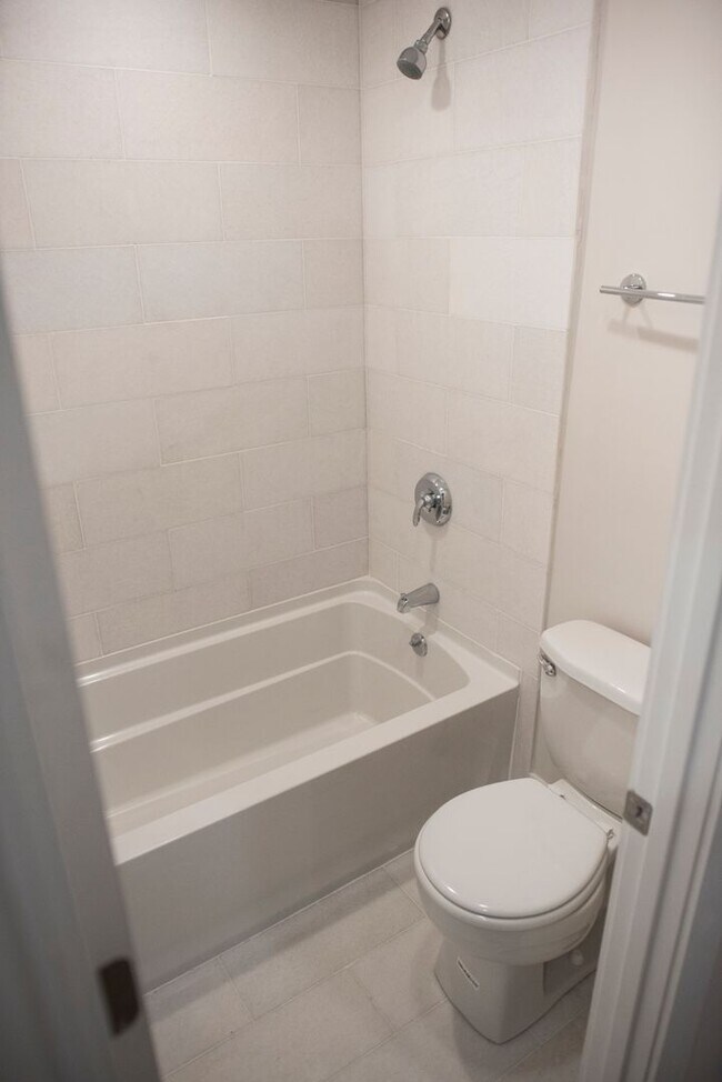 Photo - 14 Willis St Unidad #1