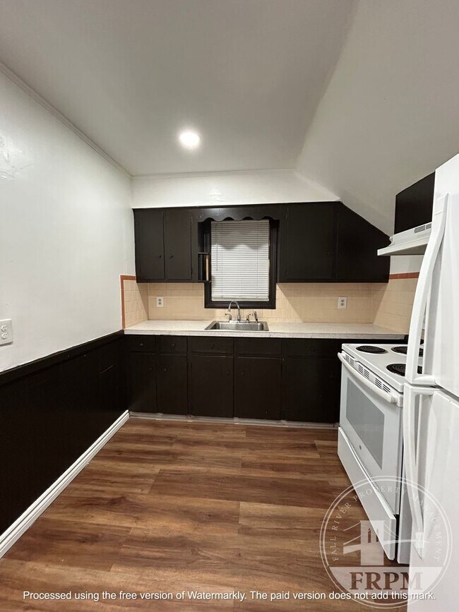 Photo - 64 Eddy St Unit 2