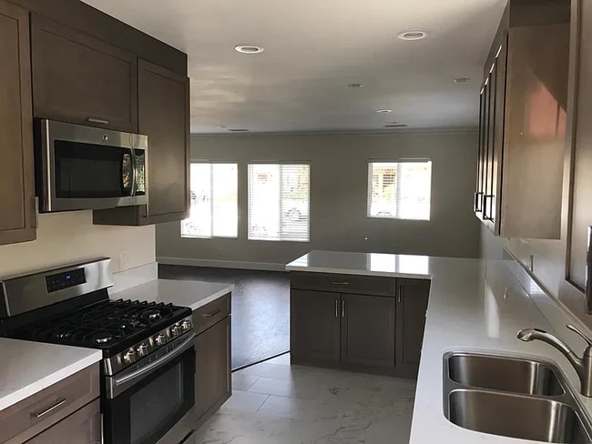 Photo - 6450 W 84th Pl