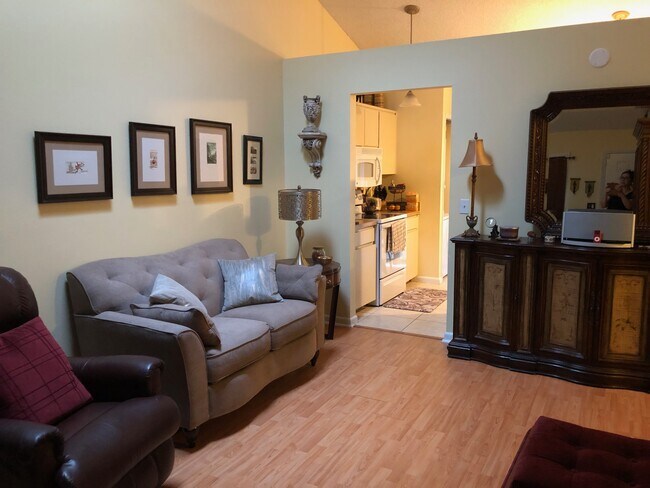 Photo - 380 Eron Way