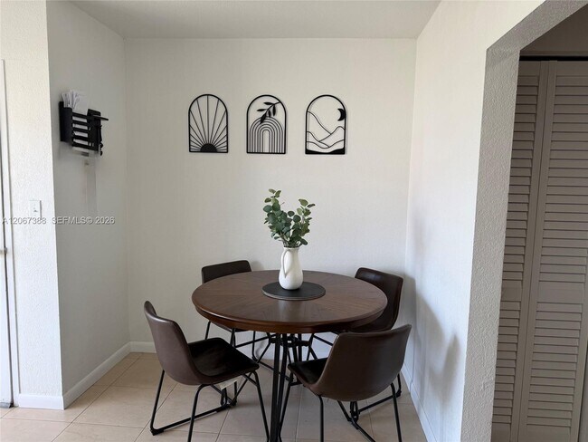 Photo - 4550 NW 79th Ave Unit 2C