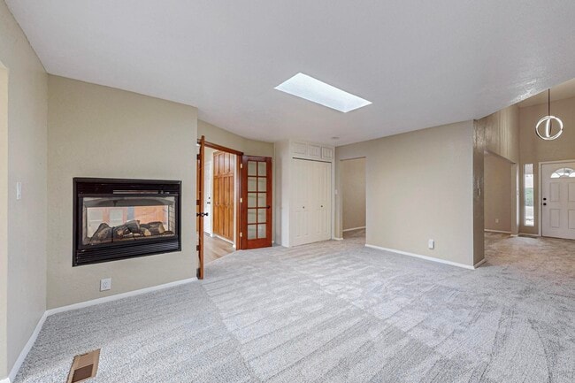 Photo - 713 Rio Arriba Ave SE