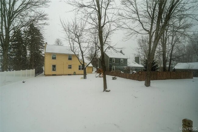 Photo - 383 S Ellicott Creek Rd