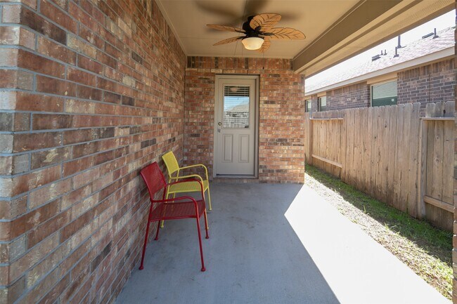 Photo - 23626 Legano Dr