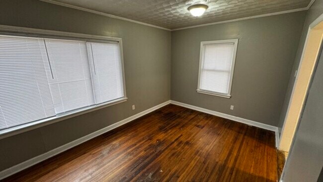 Photo - 1294 Pallwood Rd