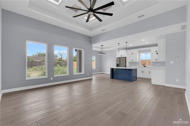 Photo - 7 Makayla Dr