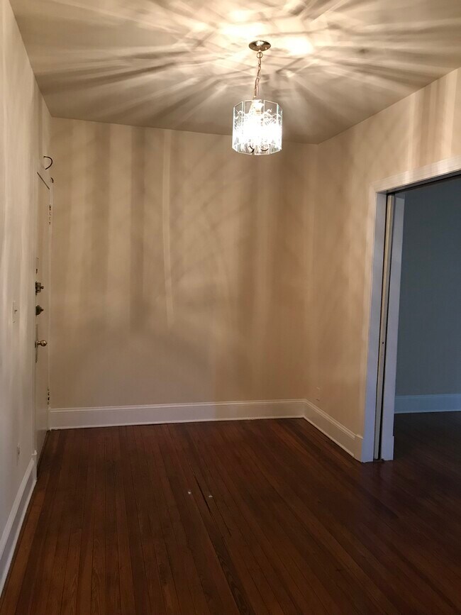 Photo - 1627 Lamont St NW Unidad 1