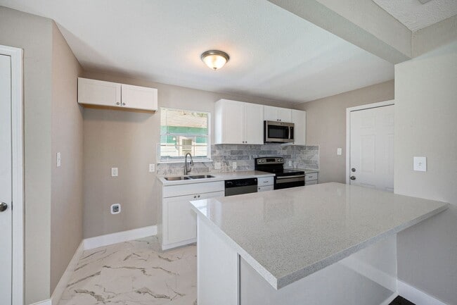 Photo - Richmond TX - Newly updated 2 bedroom, 1 bath "A-Frame" type house