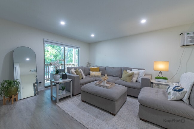 Photo - 6612 W 64th Pl Unit 2W