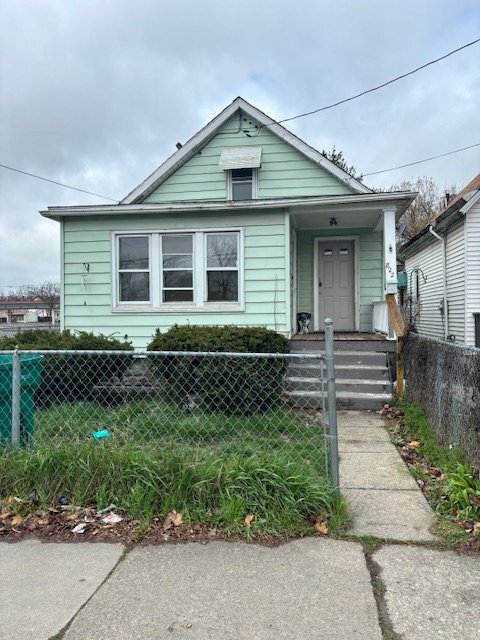 Building Photo - 822 19th St