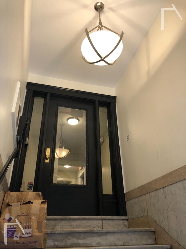 Photo - 5 Barrows St