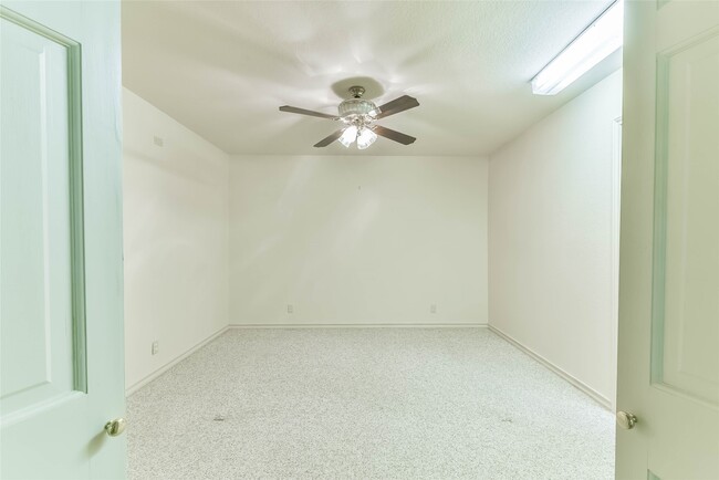 Building Photo - 1 Cadena Ct