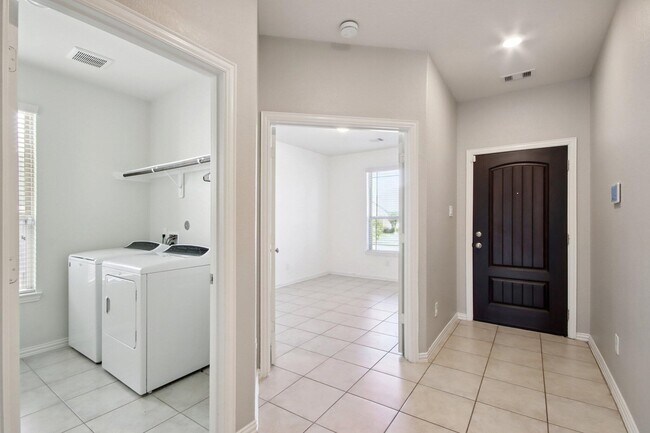 Photo - 4426 Lone Alcove Dr