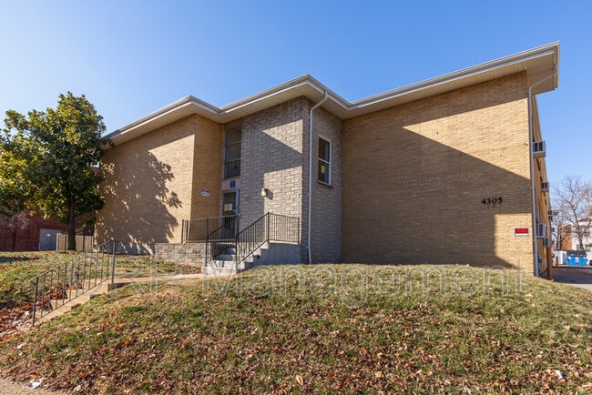 Photo - 4305 Virginia Ave Unit 204