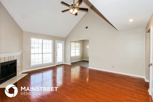 Photo - 1168 Red Fern Cir E