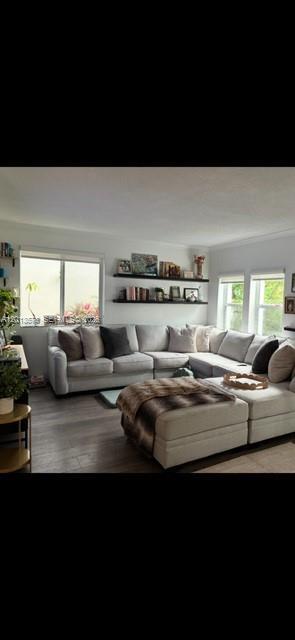 Photo - 517 Menendez Ave Unidad -