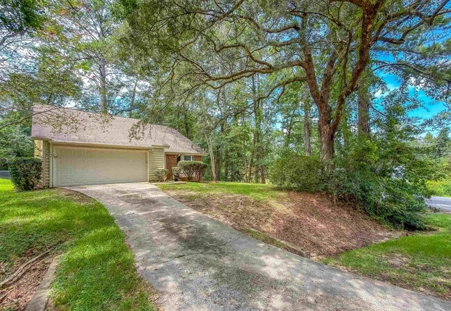 Photo - 3200 Langley Cir
