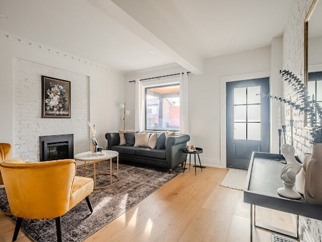 Building Photo - 217 Geary Ave Unit ID1374799P