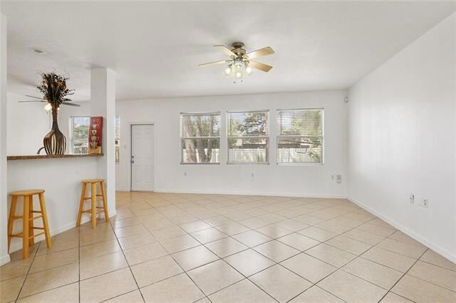 Photo - 2001 Dylan Dr