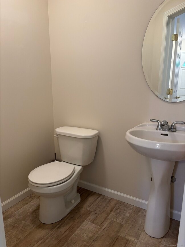 Photo - 589 Stafford Ave Unit 3