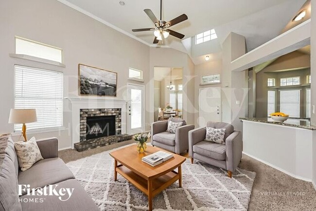 Photo - 2140 Birch Bend