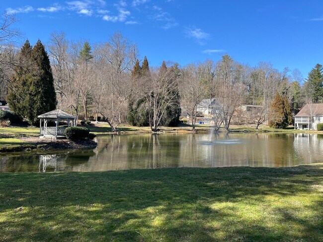 Photo - 106 Grist Mill Drive - Spacious home in Ha...