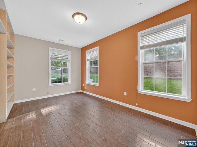 Photo - 26 Roosevelt Dr