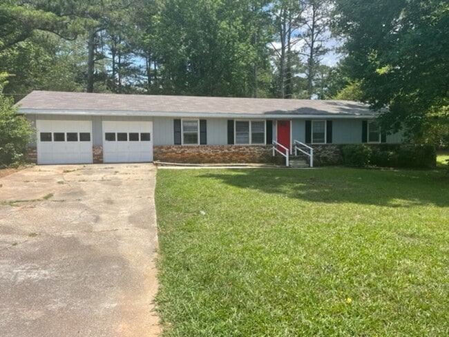 Building Photo - A place to call home!