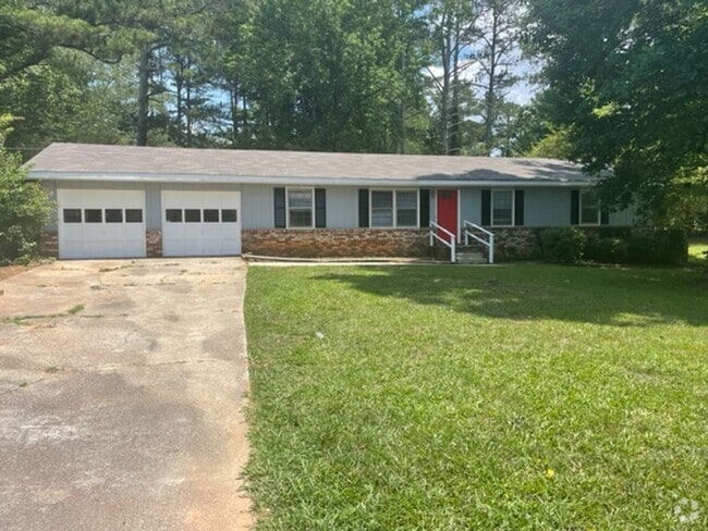 Building Photo - A place to call home!