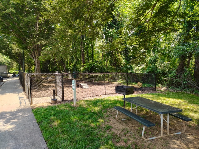 Photo - 600 Reusens Rd Unidad H91