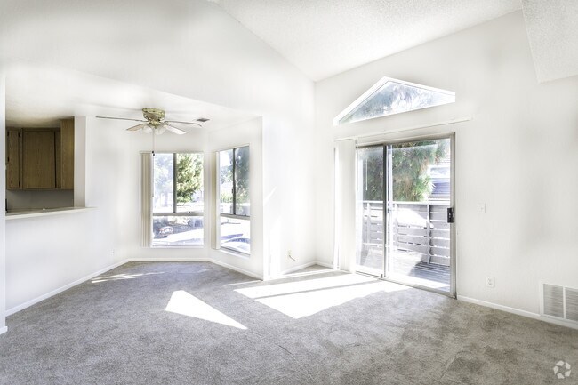 2HAB, 2BA - 828 ft² - Willow Glen Apartments