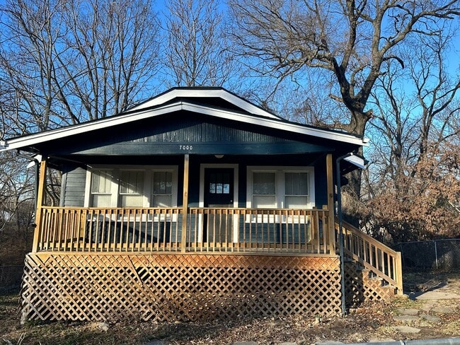 Building Photo - 3 bedroom 1 bath