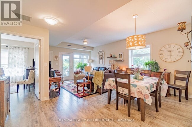 Photo - 4644 Pettit Ave Unité 316