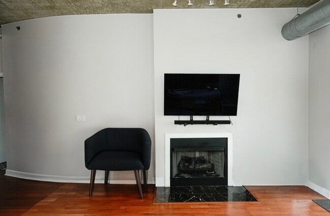 Photo - 1305 S Michigan Ave Unit 1308
