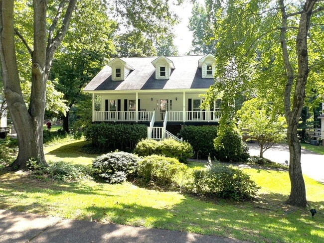 Building Photo - 3324 Devaughn Dr