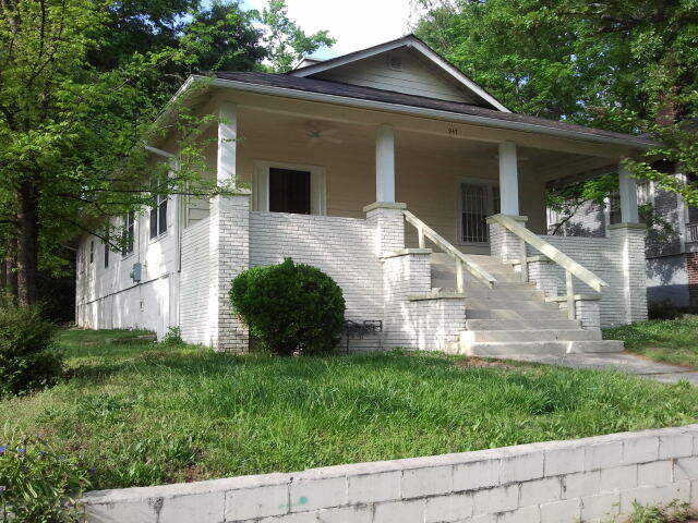 Building Photo - 947 White St SW Rental