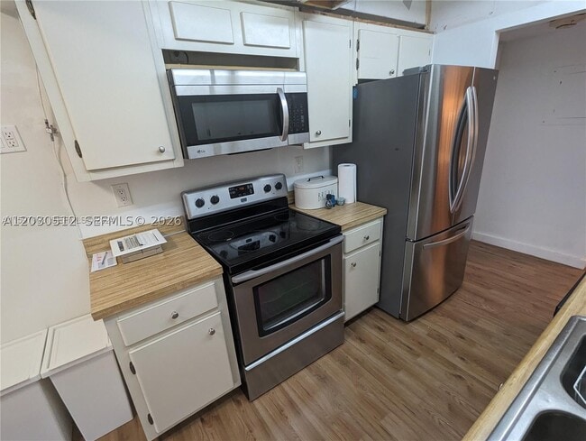 210 174th St Unit 418