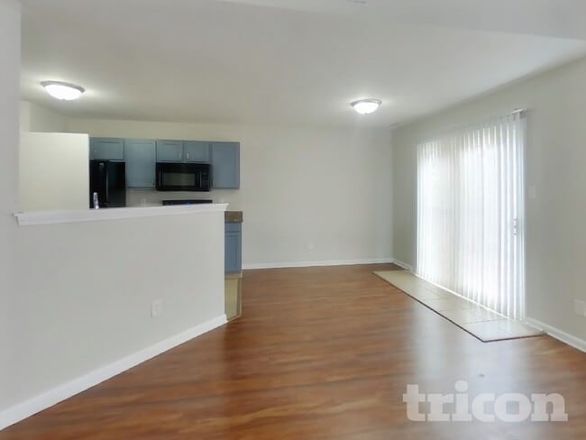 Photo - 1263 Crescent Dr